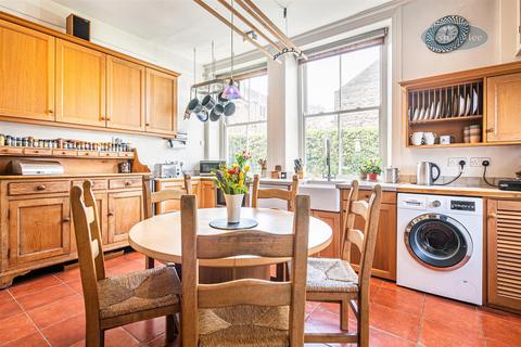 78 Carr Road, Sheffield, S6 2WZ