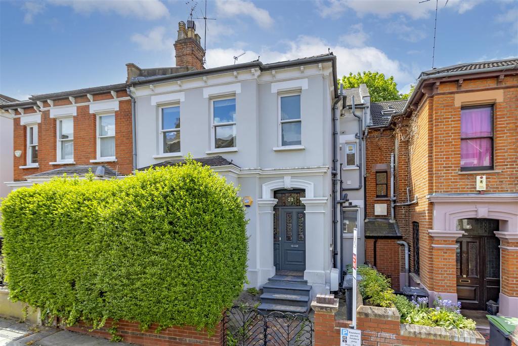 Langdon Park Road, Highgate, London, N6 3 bed flat £875,000