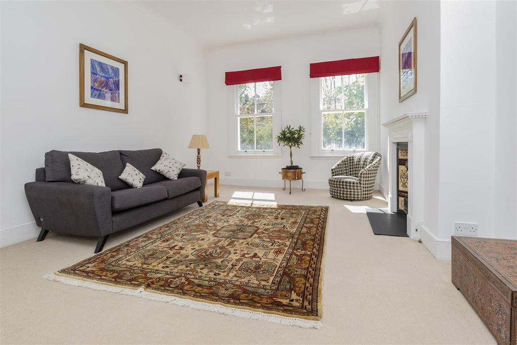 Langdon Park Road, Highgate, London, N6 3 bed flat £875,000