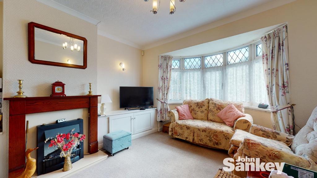 Leeming Lane North, Mansfield Woodhouse 1 bed semidetached bungalow