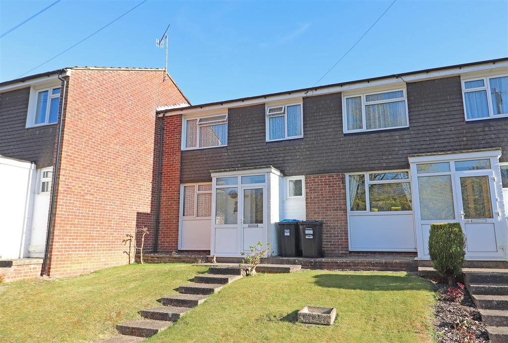 Blacklands Meadow, Nutfield, Redhill 3 bed terraced house £375,000