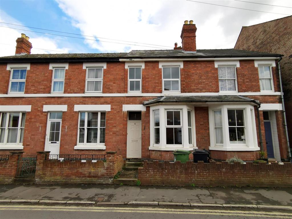 White Horse Street, Hereford 3 bed terraced house £200,000