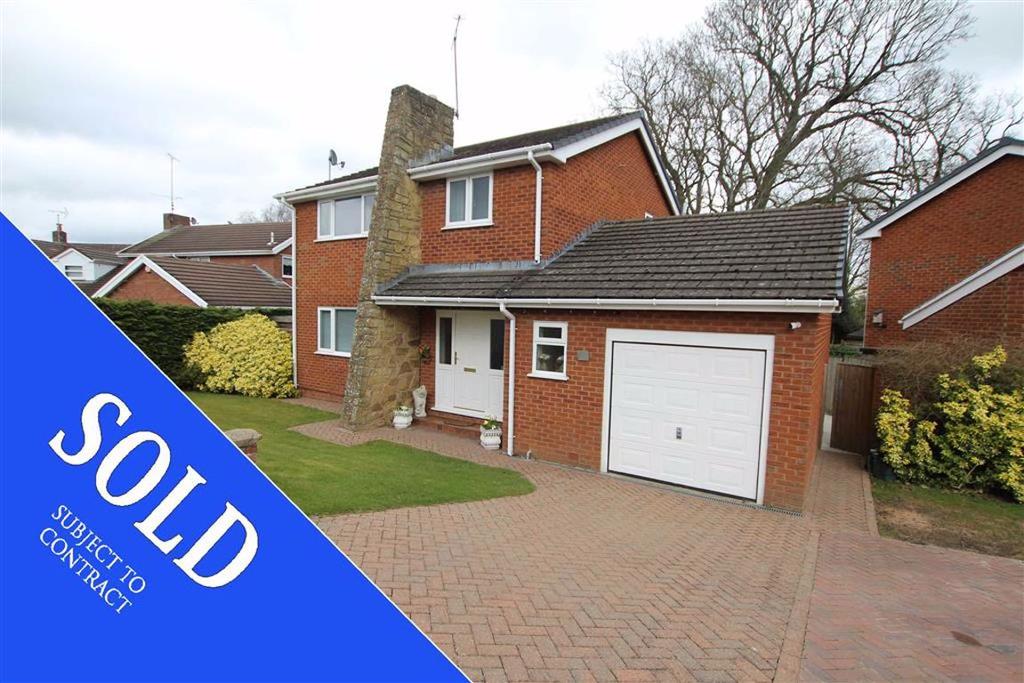 Greenside, Mold, Flintshire 3 bed detached house £295,000