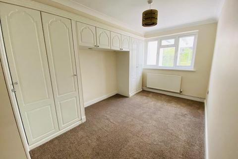 14 Draycott Close, Northampton, NN3 3BD