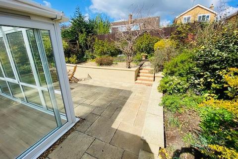 14 Draycott Close, Northampton, NN3 3BD