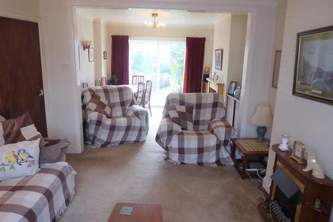 10 Burnham Gardens, Hounslow, TW4 6LR