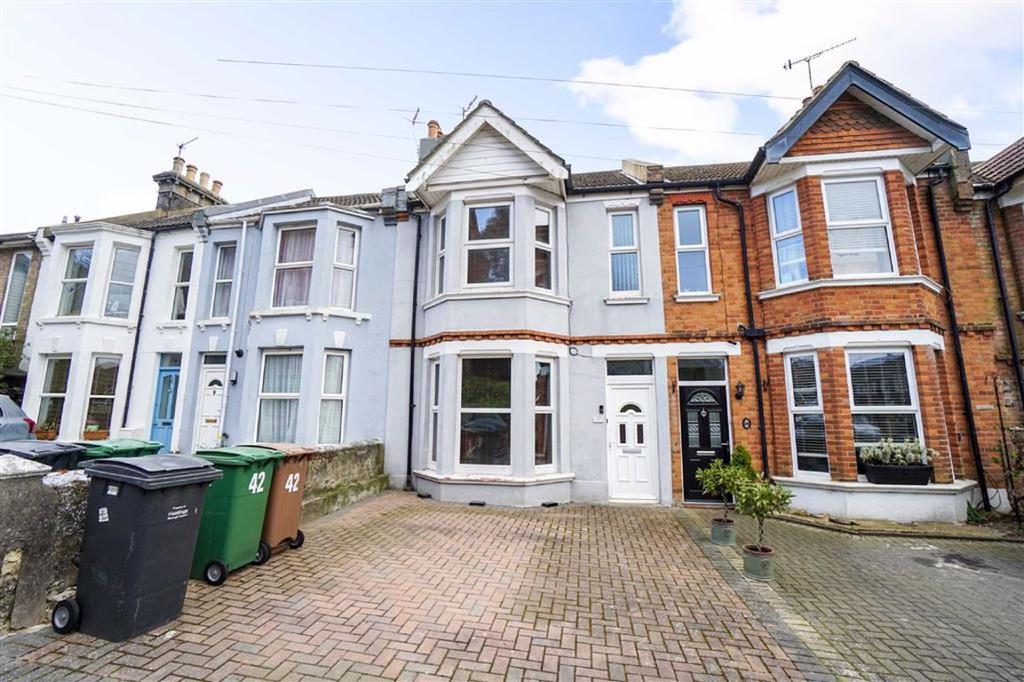 Athelstan Road, Hastings, East Sussex 3 bed terraced house £315,000