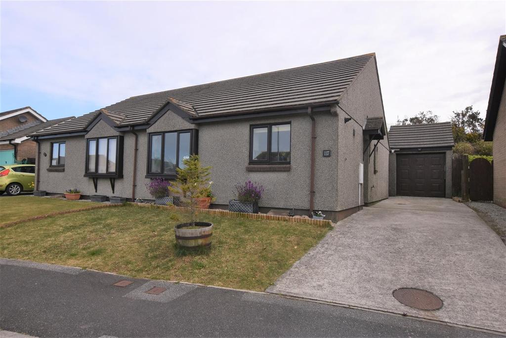 The Paddock, Redruth 2 bed semidetached bungalow £220,000