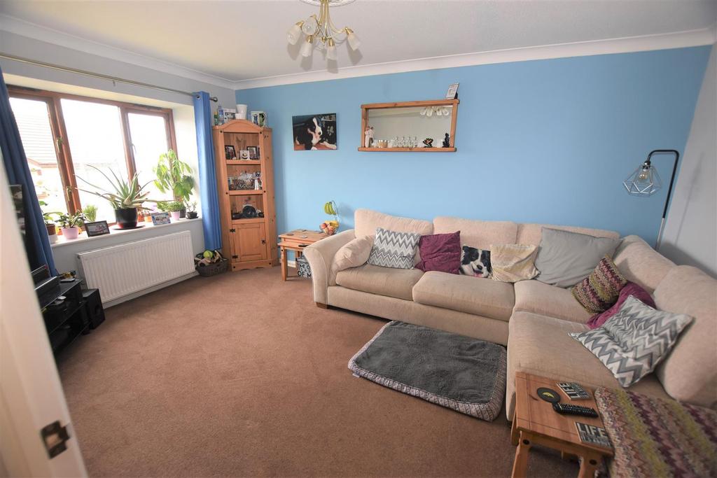 The Paddock, Redruth 2 bed semidetached bungalow £220,000