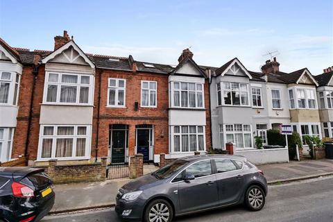 31 Royston Road, London, SE20 7QW