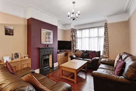31 Royston Road, London, SE20 7QW