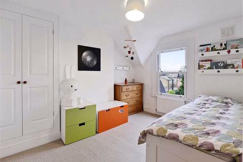 21b Champion Road, London, SE26 4HD
