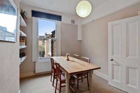 21b Champion Road, London, SE26 4HD