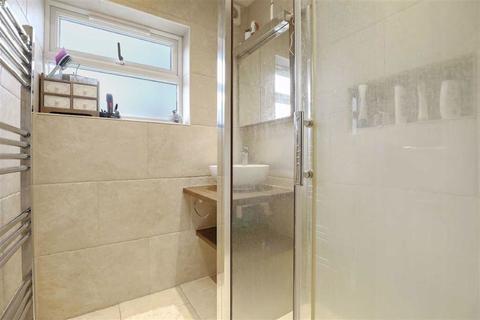 73 Dillwyn Close, London, SE26 4DE