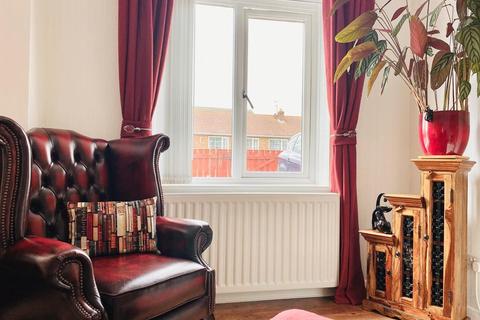 18 Draycott Avenue, Hornsea, HU18 1EX