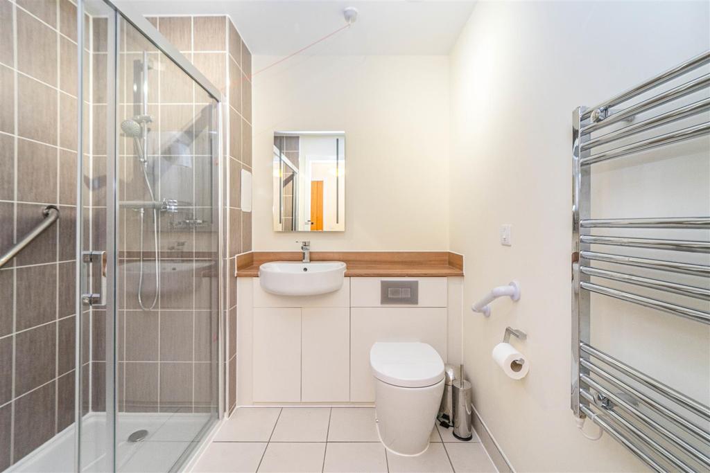 Shower Rm 23 TC.jpg