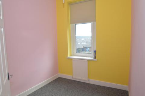 2 bedroom ground floor flat to rent, Brighton Road, Gateshead, NE8