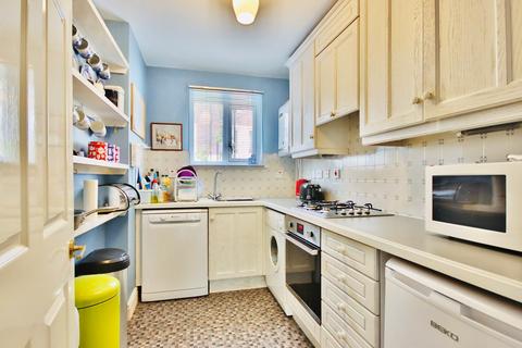 25 Charter Place, Worcester, WR1 3BX