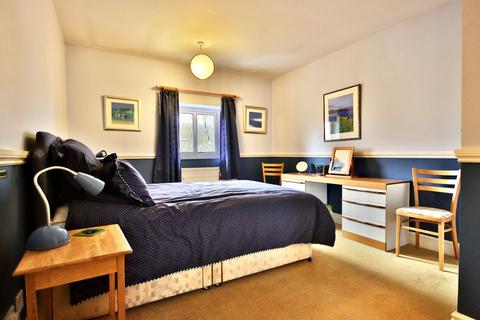 25 Charter Place, Worcester, WR1 3BX