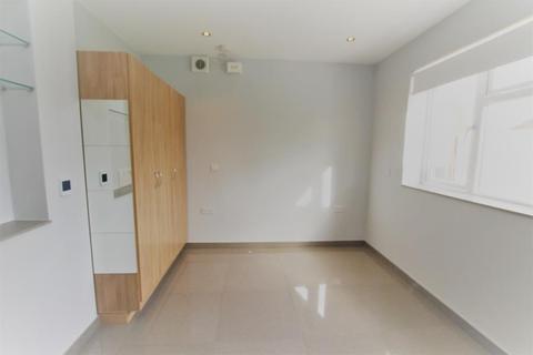 93 Kenmore Road, Harrow, HA3 9EY