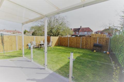 93 Kenmore Road, Harrow, HA3 9EY