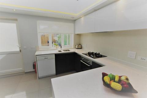 93 Kenmore Road, Harrow, HA3 9EY