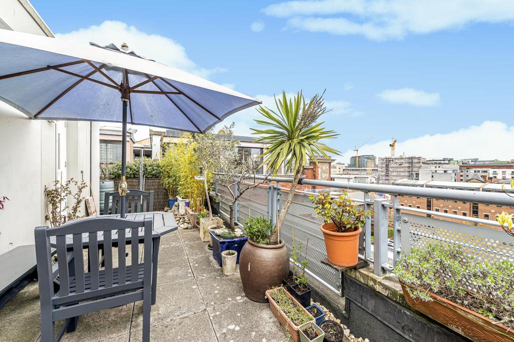 Rear Roof Terrace