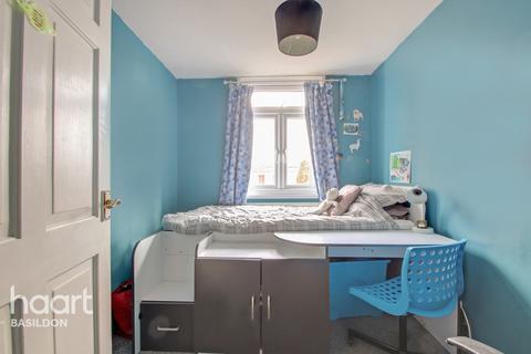 51 Cattawade Link, Basildon, SS14 2QF