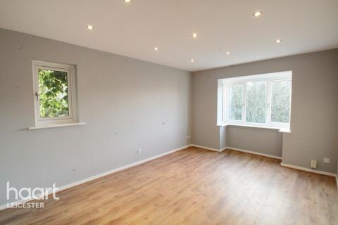 20 Pickering Close, Leicester, LE4 6ER