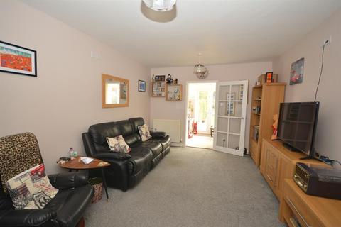 10 Beech Street, Hollingwood, Chesterfield, S43 2HN