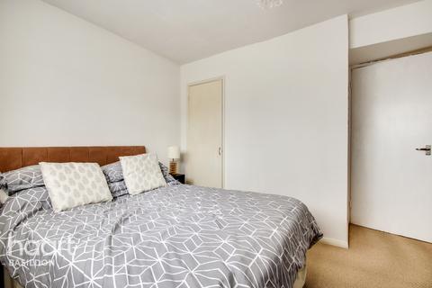 228 Falstones, Basildon, SS15 5DS
