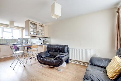 228 Falstones, Basildon, SS15 5DS