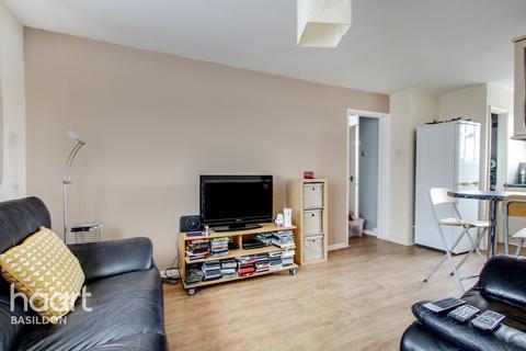 228 Falstones, Basildon, SS15 5DS