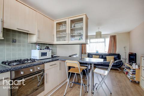 228 Falstones, Basildon, SS15 5DS