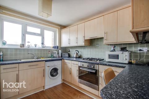 228 Falstones, Basildon, SS15 5DS