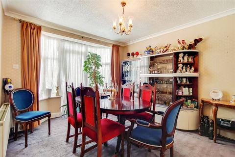 124 Victoria Avenue, Wembley, HA9 6PY