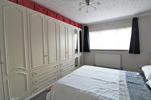 38 Betsham Road, Erith, DA8 2BG
