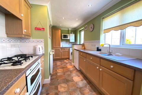 6 Briscoe Close, Northampton, NN2 8XH