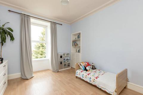 39 Corbiehill Road, Edinburgh, EH4 5AT