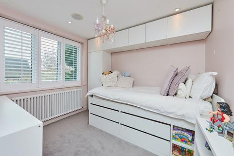 3 Kilmington Road, London, SW13 9BZ