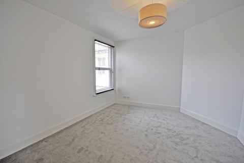 undefined, Avondale Road, Mortlake, SW14