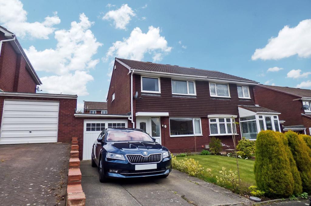 Harland Way, Glebe, Washington, Tyne and Wear, NE38 7RB 3 bed semi