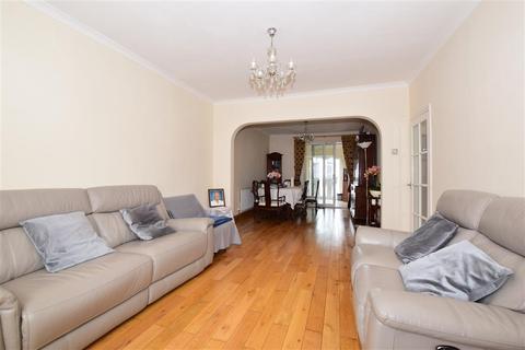 112 Streatham Road, Mitcham, CR4 2AE