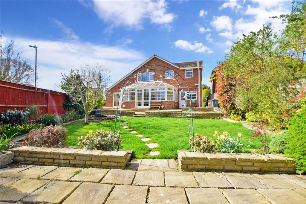 Allington Drive, Tonbridge, Kent 4 bed detached house £700,000