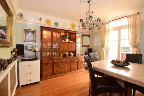 21 Dennis Road, Gravesend, DA11 7NN