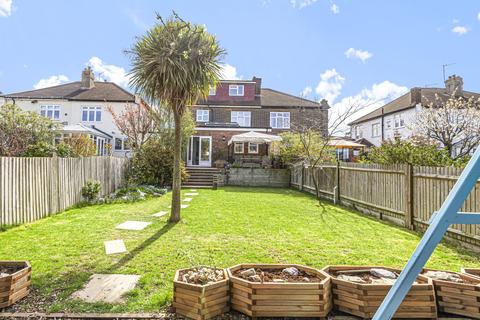 50 Leysdown Road, London, SE9 3NB