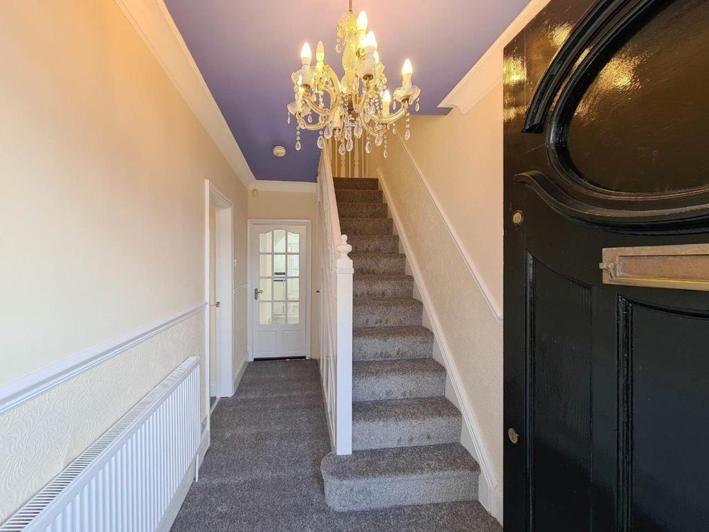 Spencer Road West, Wigan, Lancashire... 3 bed detached house £1,000