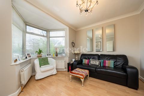 105 Friday Hill West, London, E4 6EW