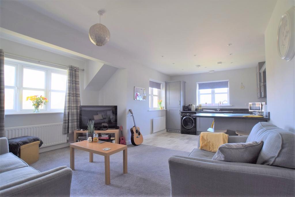 25 Coulter Close, Dumfries, DG1 3 JL - Grieve Grier
