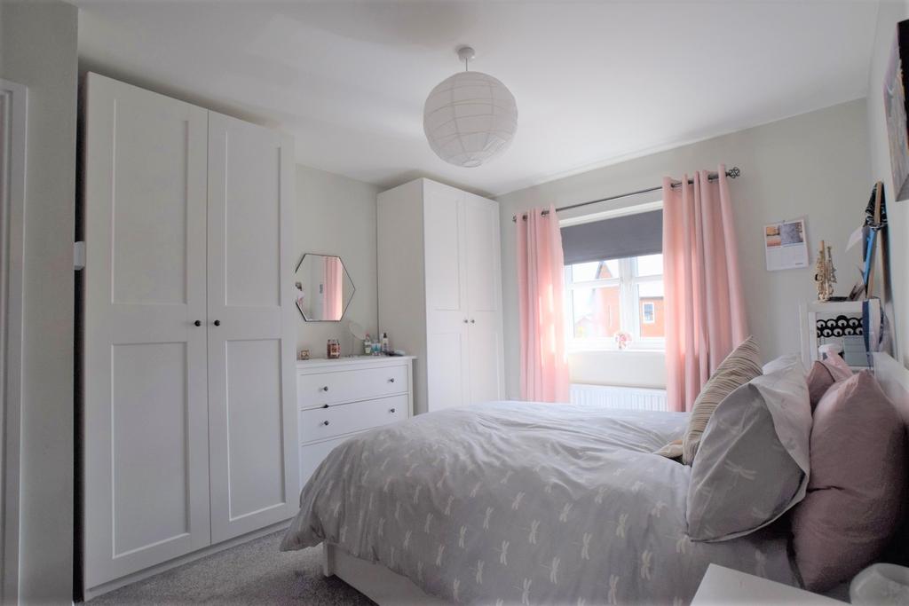 25 Coulter Close, Dumfries, DG1 3 JL - Grieve Grier